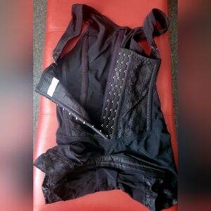 Body/Waist Trainer (Never Worn)